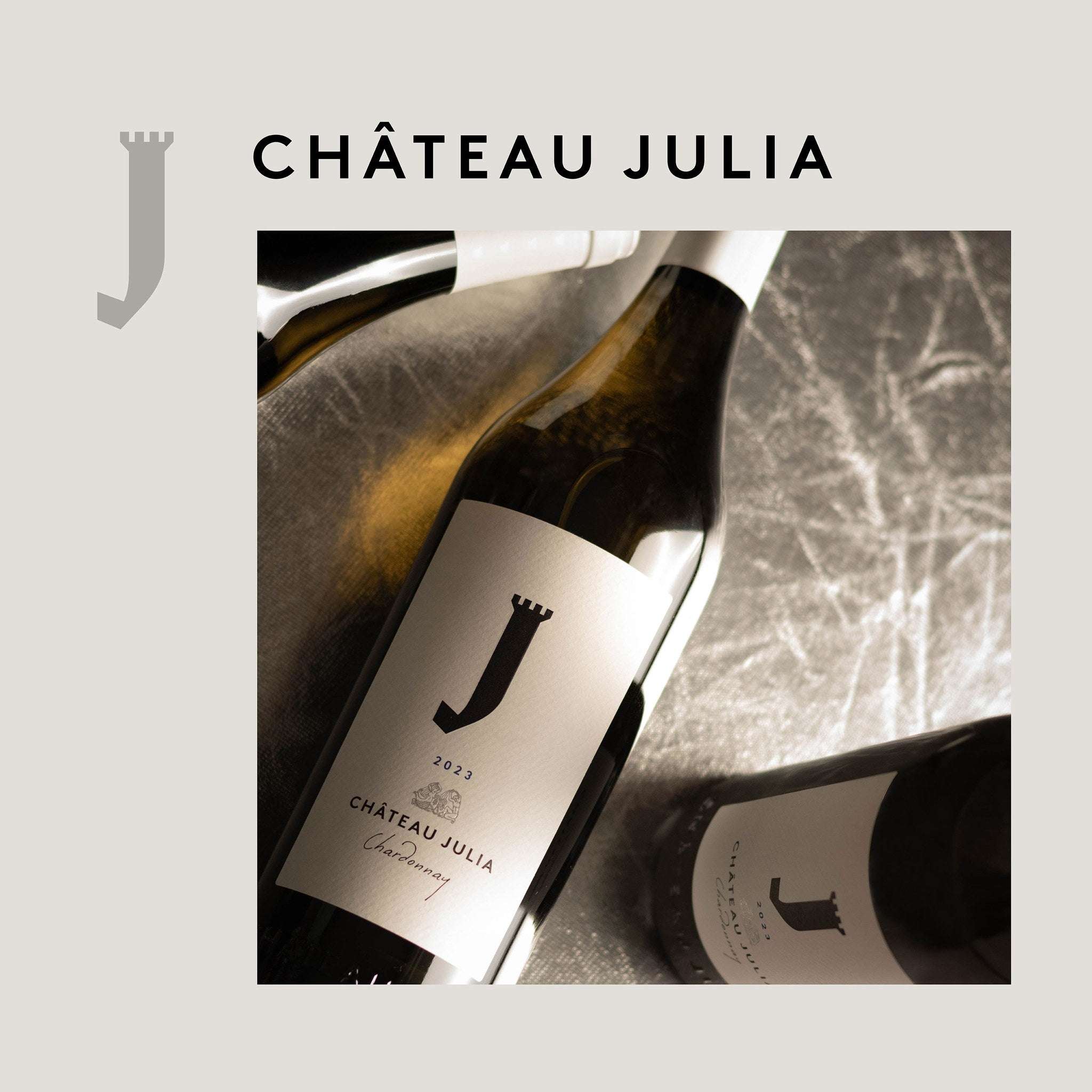 Flasche Chateau Julia Chardonnay 2023 Weißwein aus Drama PGI mit elegantem, fruchtigem Aroma und 13% Alkoholgehalt