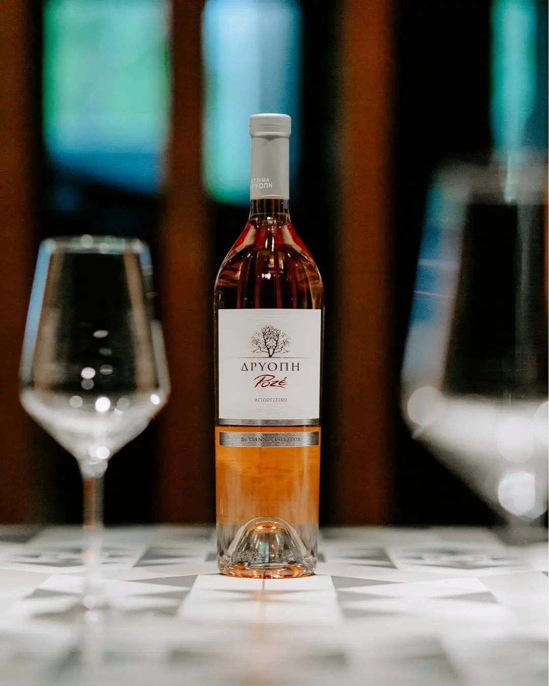 Driopi Rosé 2024 Peloponnes Agiorgitiko Roséwein mit frischen Erdbeer- und Kirschnoten und Korkverschluss