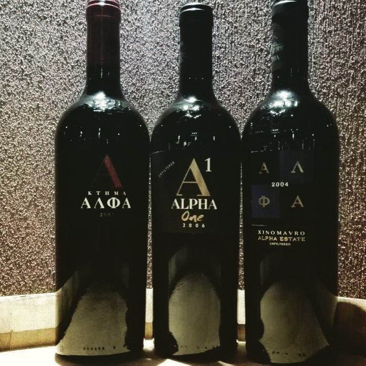 Alpha Estate ONE Rotweinflasche 2018 aus Florina mit Xinomavro und Montepulciano Trauben, edler Rotwein mit dichtem Beerengeschmack und langer Reifung in Eichenfässern