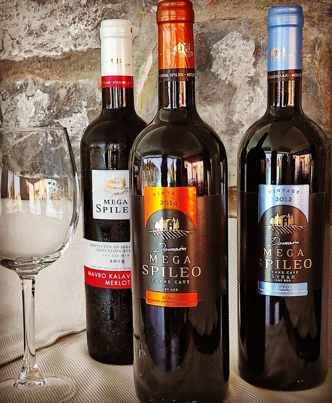 Mega Spileo Syrah Rotwein Achaia 2015 Weinberg Kalavrita, komplexe Aromen, Lagerfähigkeit, 14,5% Vol.